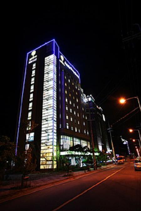 Gunsan Apple Tree Hotel Exterior photo